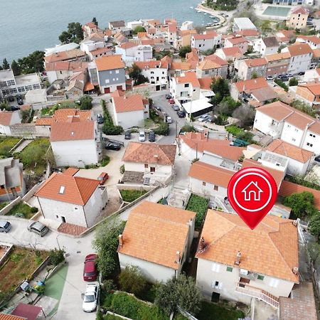 Piano Apartment Σίμπενικ Εξωτερικό φωτογραφία