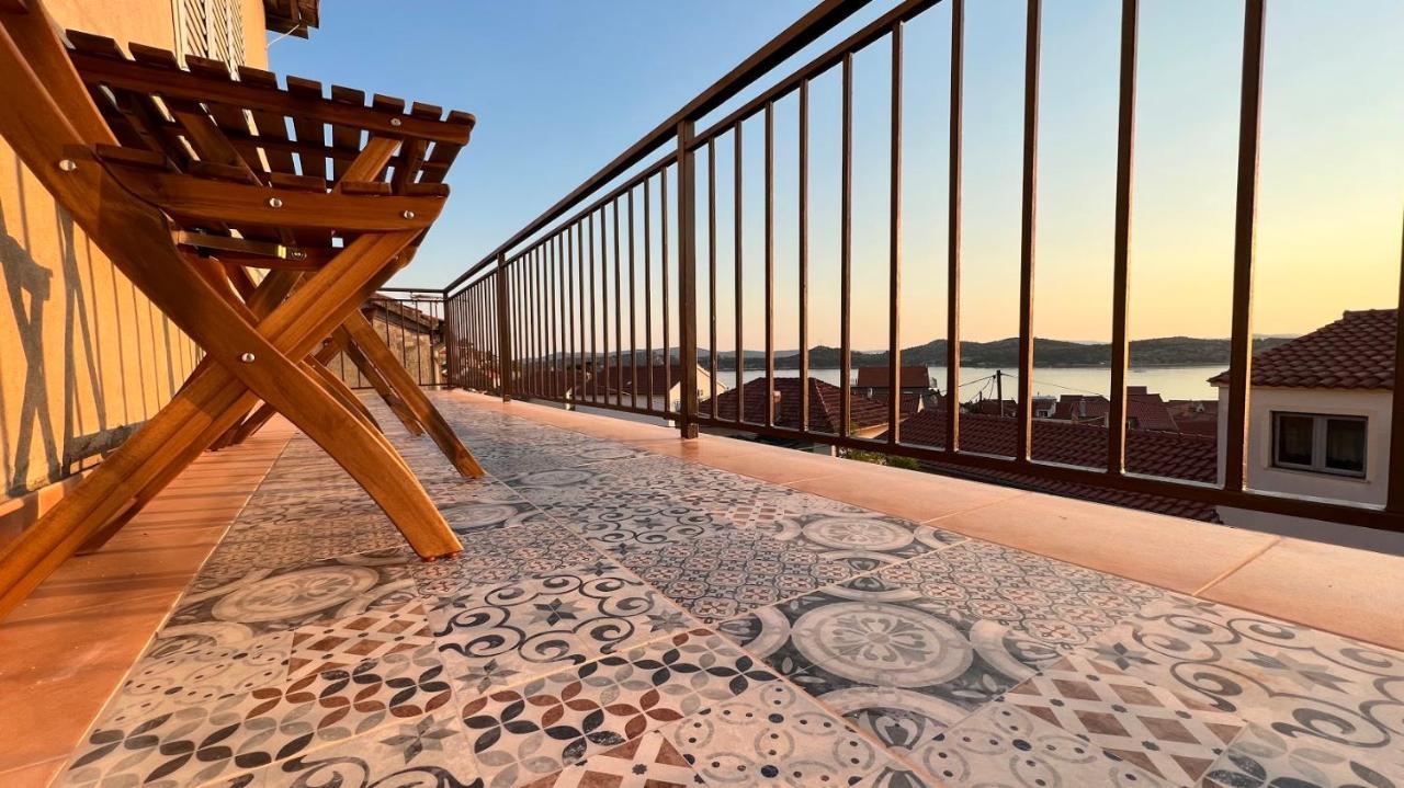 Piano Apartment Σίμπενικ Εξωτερικό φωτογραφία