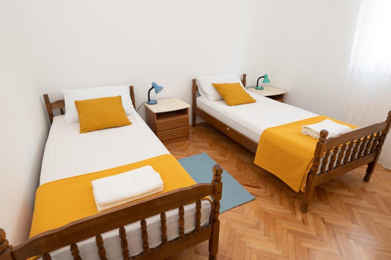 Piano Apartment Σίμπενικ Εξωτερικό φωτογραφία
