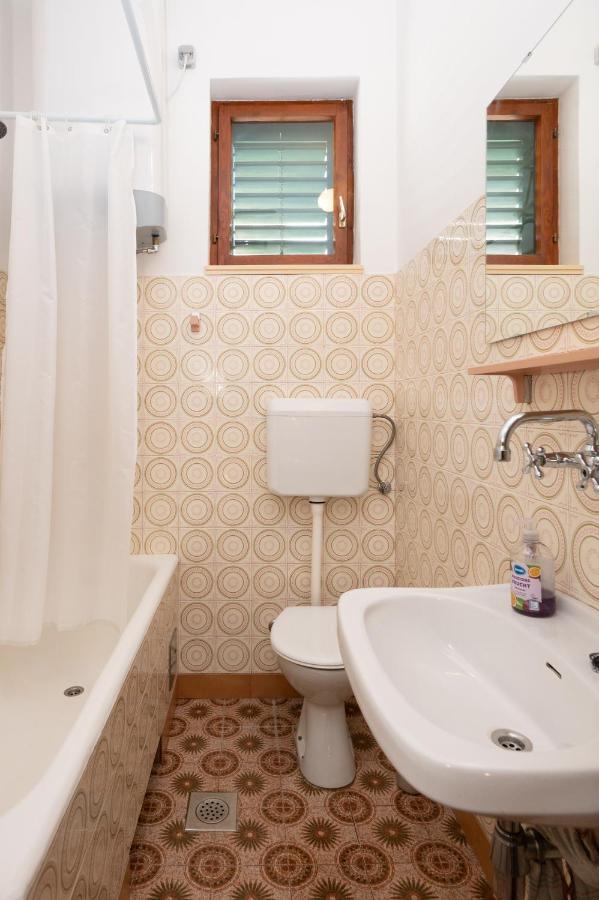 Piano Apartment Σίμπενικ Εξωτερικό φωτογραφία